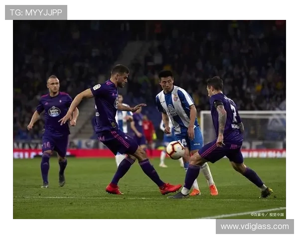 瓦伦西亚长期重建困局逐步反映,球队稳定性与竞争格局面临考验 瓦伦西亚长期重建困局逐步反映,球队稳定性与竞争格局面临考验